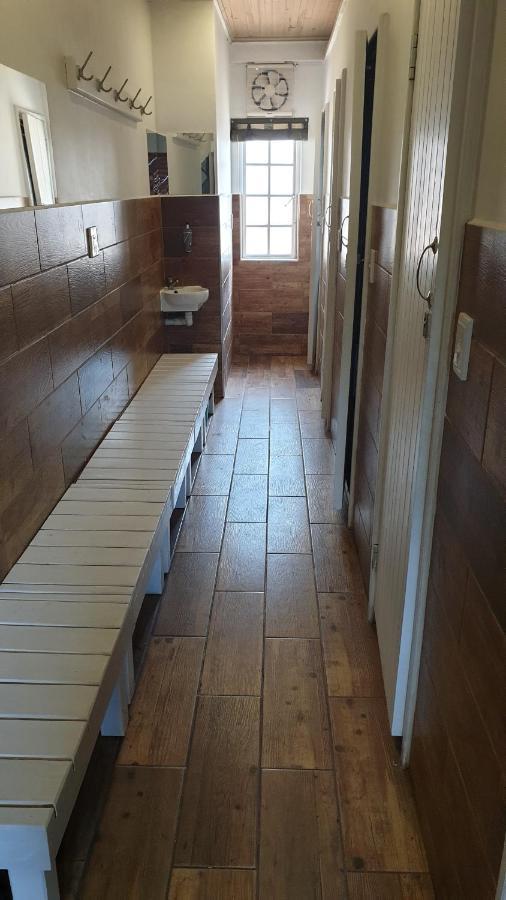 Urban Glamping Tranquil International Backpacking Village St Lucia Luaran gambar