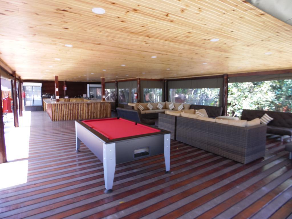 Urban Glamping Tranquil International Backpacking Village St Lucia Luaran gambar