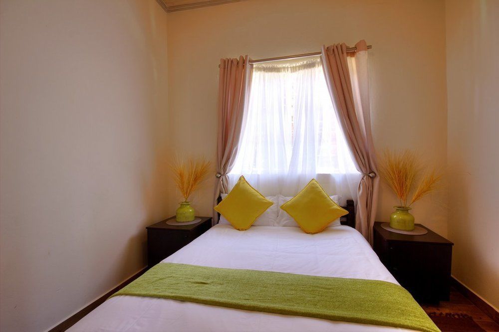 Urban Glamping Tranquil International Backpacking Village St Lucia Luaran gambar