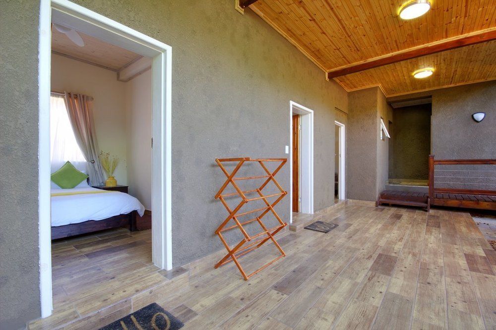 Urban Glamping Tranquil International Backpacking Village St Lucia Luaran gambar